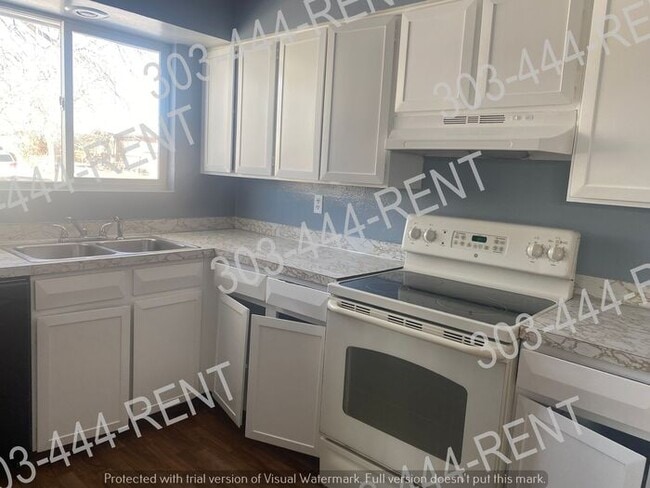 Building Photo - Great Westminster Location - 2 Bedrooms, 1 Bath with Bonus Square Footage in the Basement!