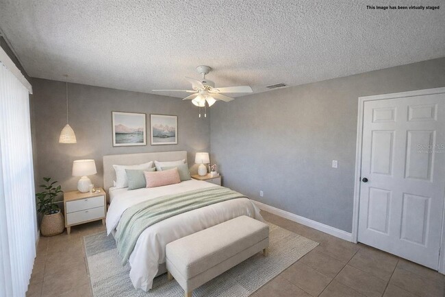 Building Photo - 6525 Manila Palm Way