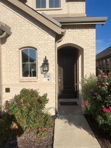 Building Photo - 3934 Ford Dr