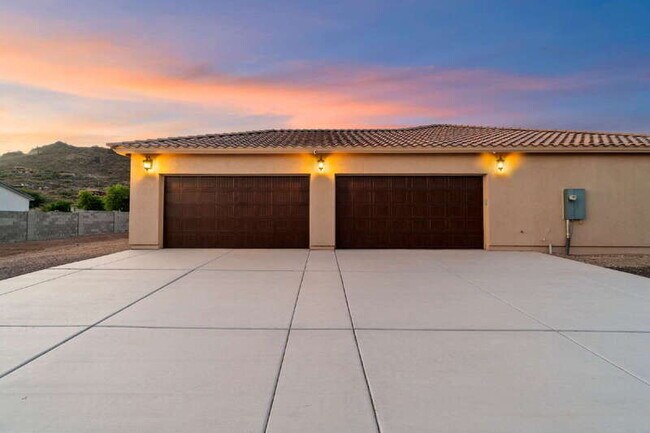 Building Photo - 36648 N 27th Ave