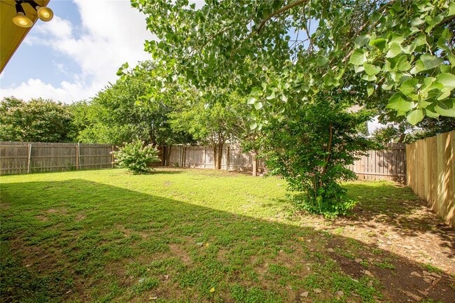 Building Photo - 2571 Georgian Dr