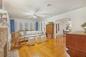 Building Photo - 5843 Vanderbilt Ave