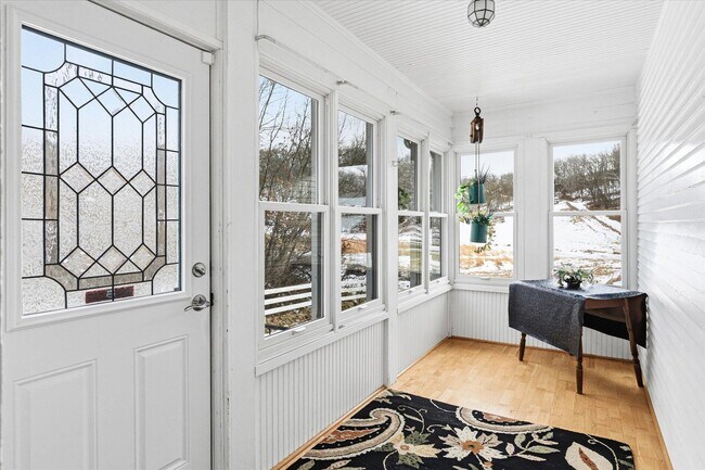 Building Photo - W14242 Hein Ln