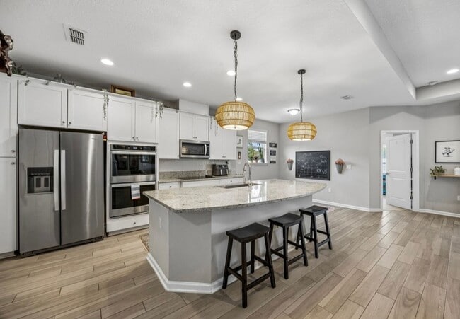 Building Photo - 86167 Amaryllis Court