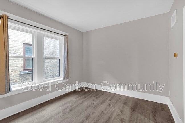 Building Photo - 1251 Hertel Ave