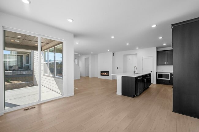 Building Photo - 11556 Amplify Cir