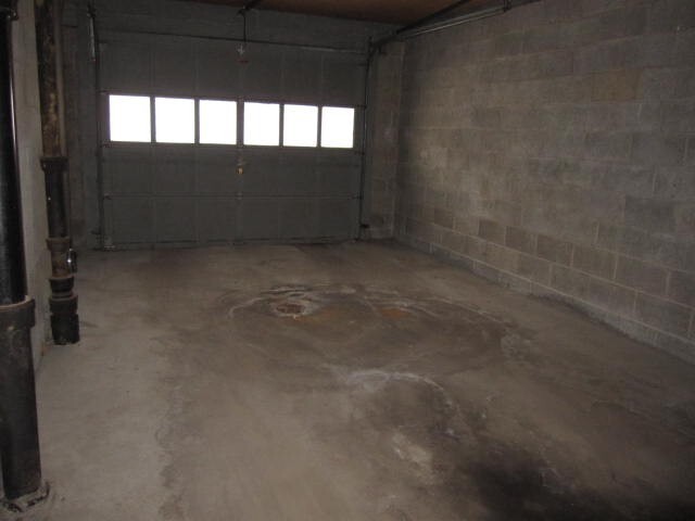 Building Photo - TRENT 543