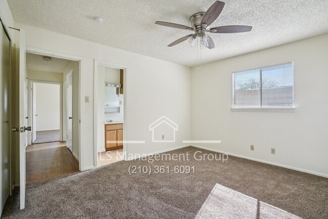 Building Photo - 6607 Cherryleaf St