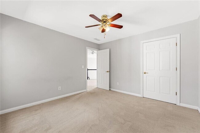 Building Photo - 969 Light House Way