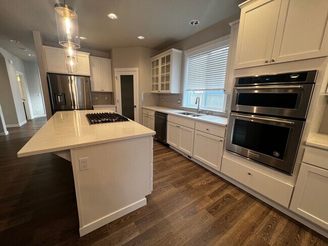Building Photo - 4237 Caddyshack Dr NE