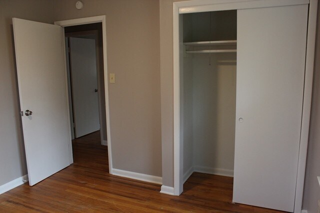 Building Photo - Welcome to this beautiful brick home nestl...