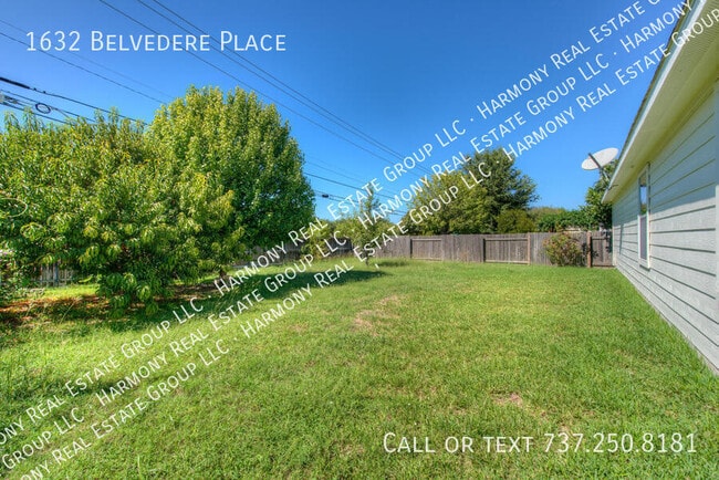 Building Photo - 1632 Belvedere Pl