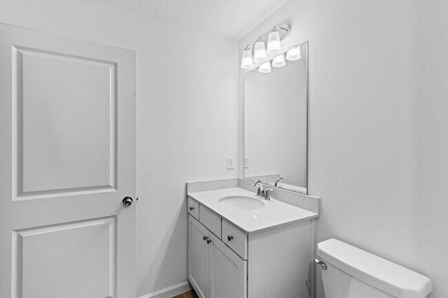 Building Photo - 698 NW 126th Terrace