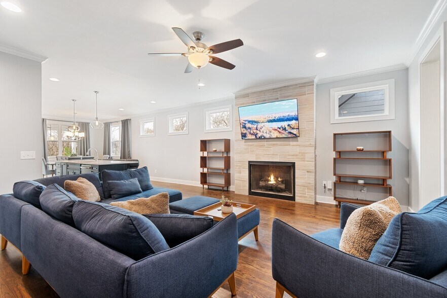 Building Photo - 223B Orlando Ave