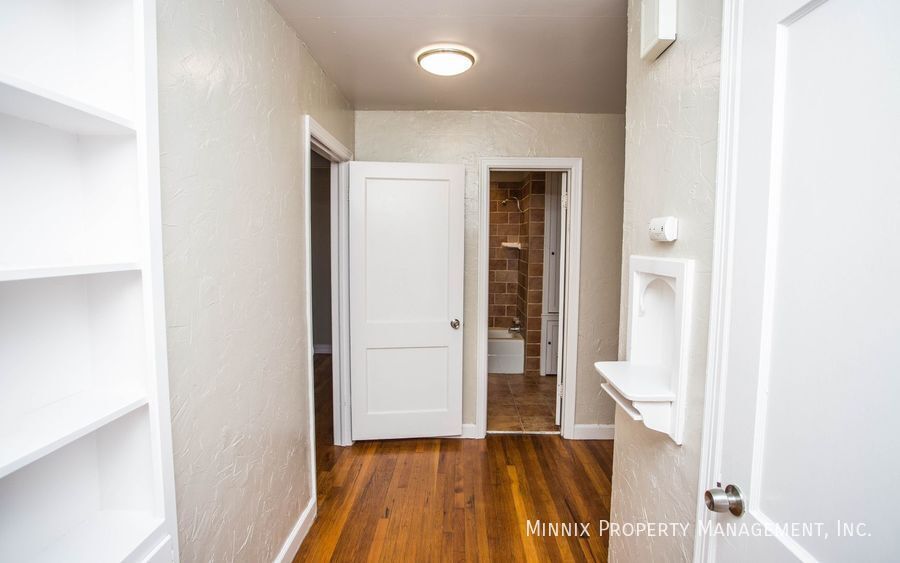 Building Photo - 2210 31st St