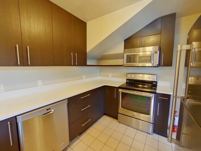 Building Photo - 210-214 NW 11th St.