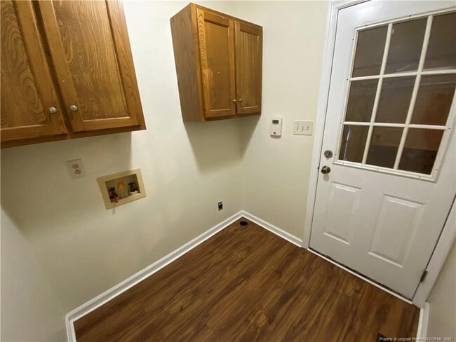 Building Photo - 1175 Helmsley Dr