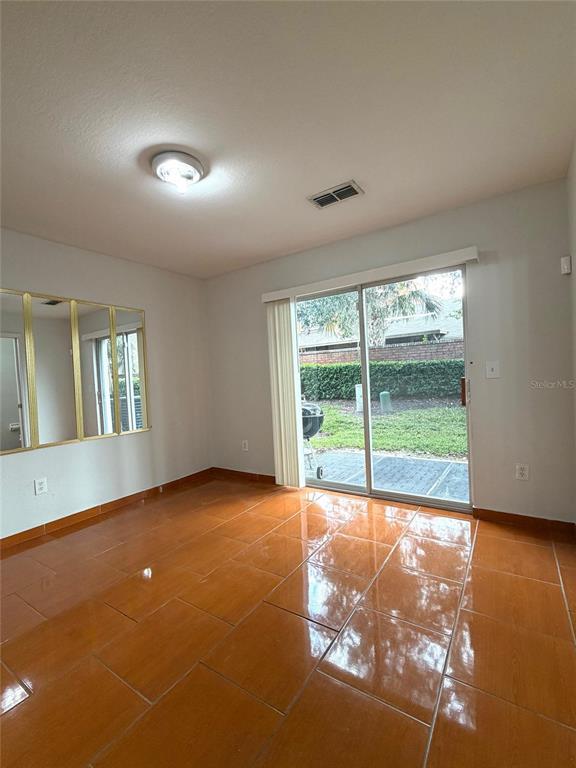 Building Photo - 332 Cervantes Dr