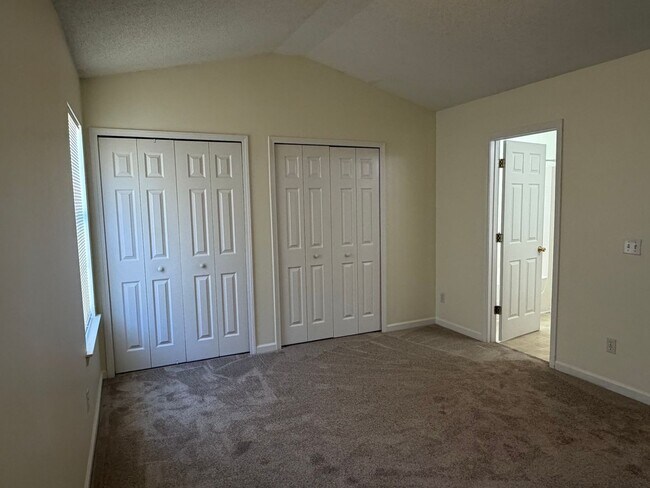 Building Photo - Two Bedroom Townhome in The Farm