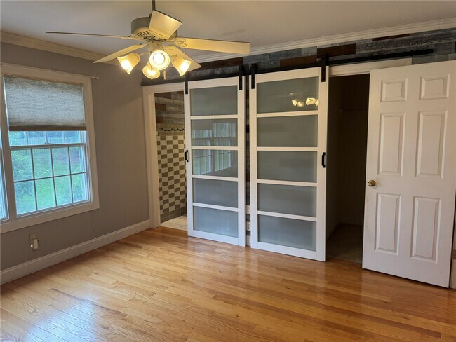 Building Photo - 14228 Manderleigh Woods Dr