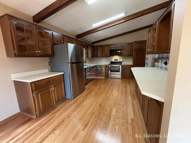 Building Photo - 2401 Virgo Dr