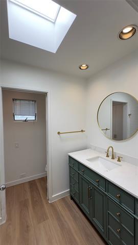 Building Photo - 4214 Buena Vista St