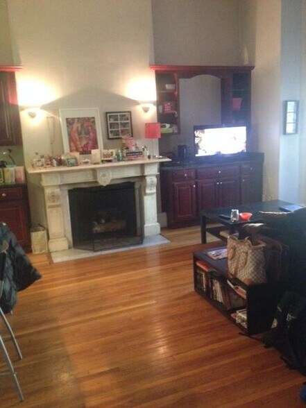 *Pictures are representative samples of the advertised unit. In some cases, the actual units you tou - 415 Beacon St