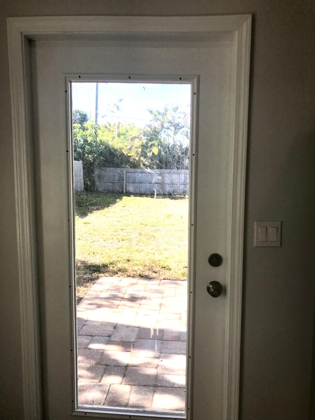 Building Photo - 680 Forest Hill Ln NW