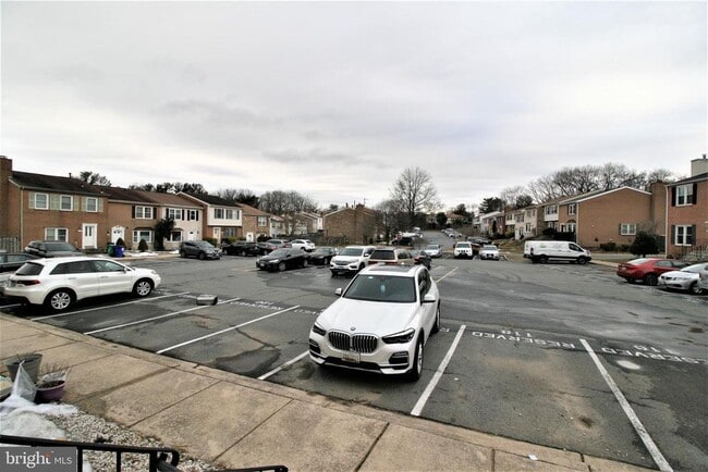 Building Photo - 118 Middle Point Ct