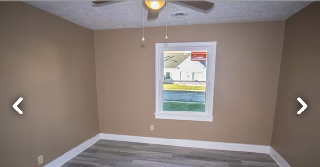 Building Photo - 13617 Sprecher Ave