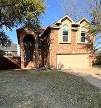 Building Photo - 638 St Andrews Pl