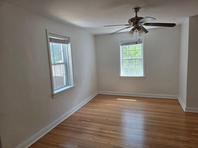 Building Photo - 7264 Northmoor Dr