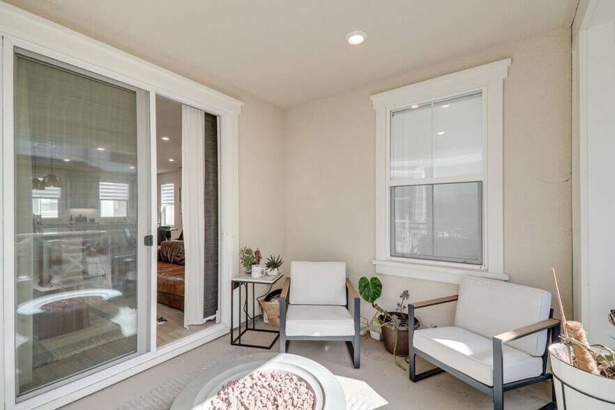 Building Photo - 37523 Sand Drift Rd