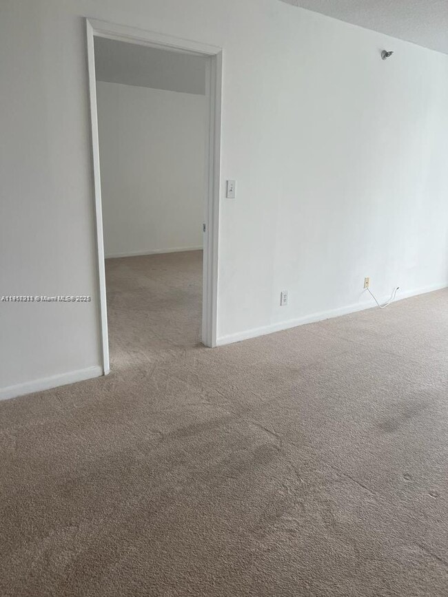 Building Photo - 3300 NE 192 St