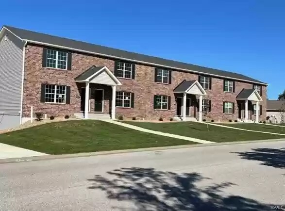 Primary Photo - 233 Bradford Ln