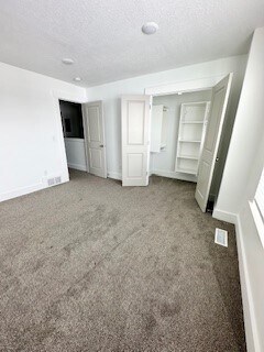 Building Photo - HC 1136