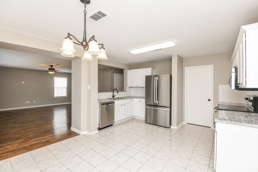 Building Photo - 14136 Black Gold Trail