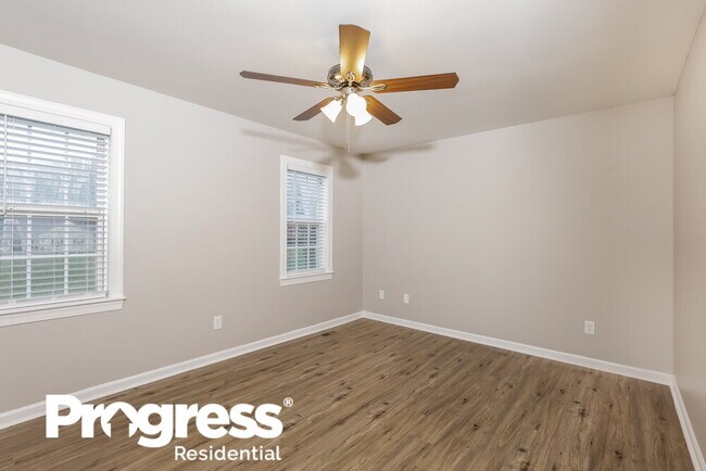 Building Photo - 608 Flicker Ct