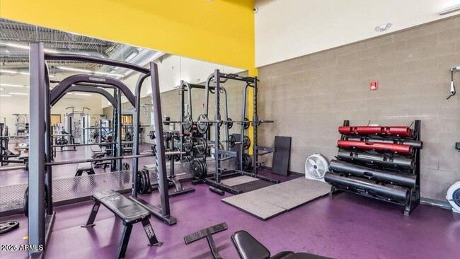 Building Photo - 4532 E Pinto Valley Rd