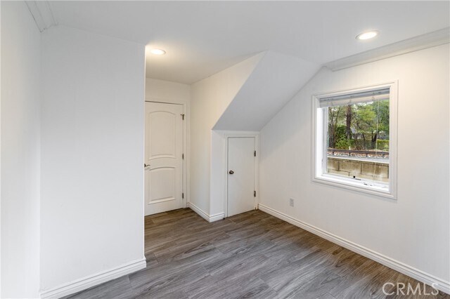 Building Photo - 1906 New York Dr