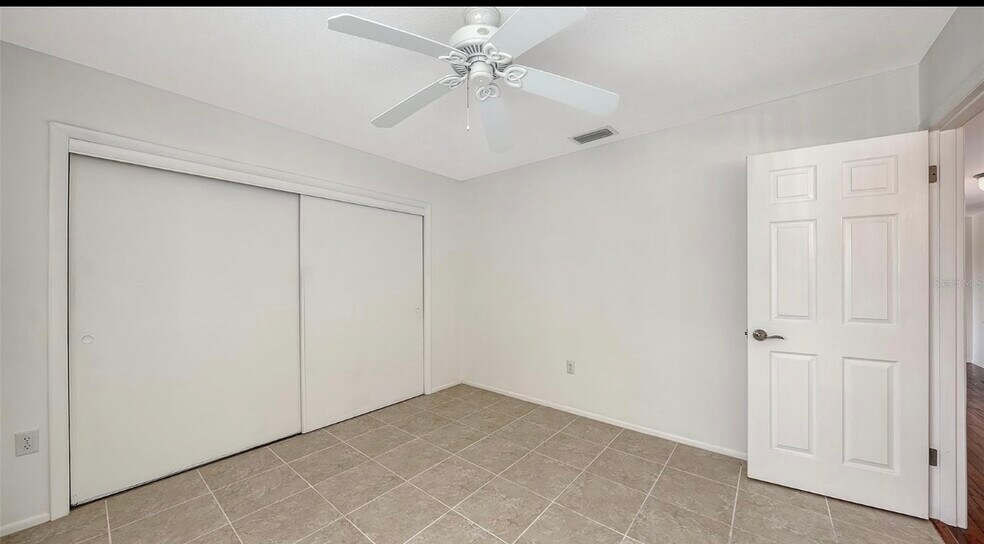 Building Photo - 2603 Riverbluff Pky