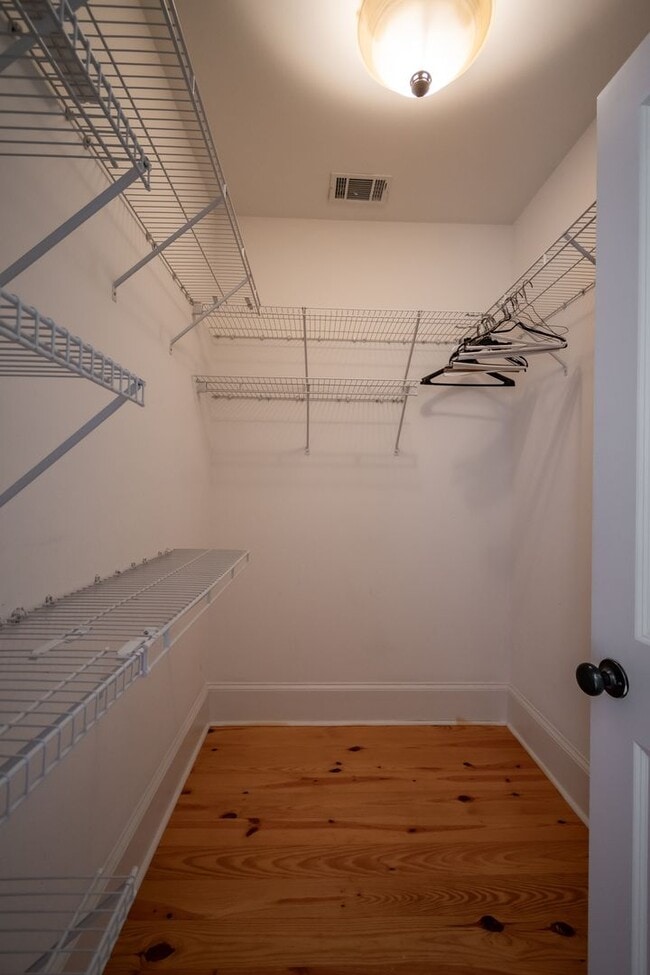 Building Photo - 83 Charter Oak Dr