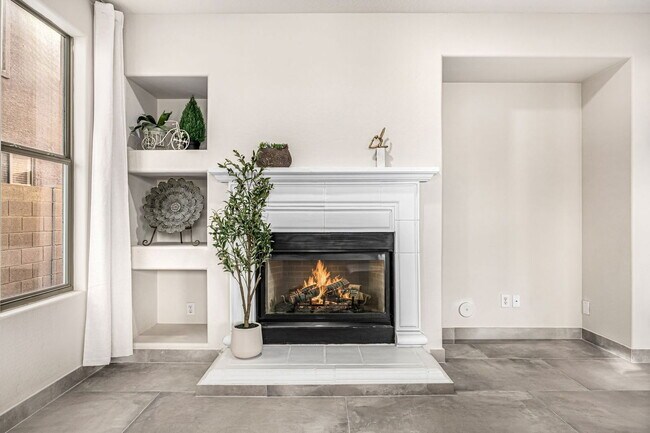 Building Photo - 5211 N 193rd Ave