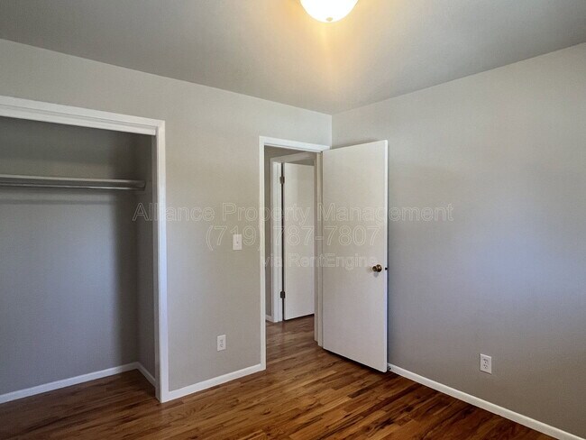 Building Photo - 4009 Wakely Dr