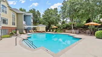 Building Photo - Perimeter 5550