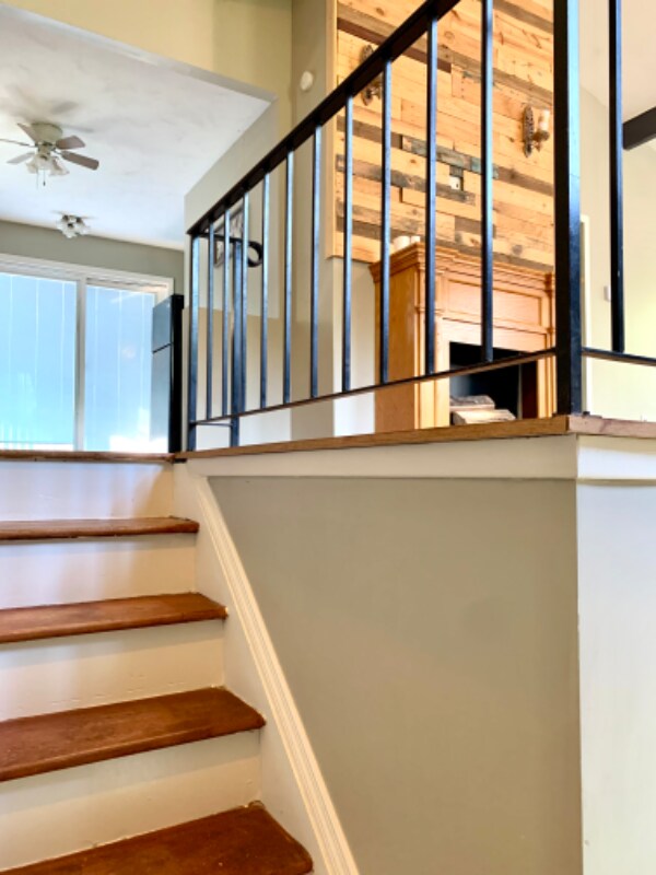 Building Photo - 186 Davos Rd