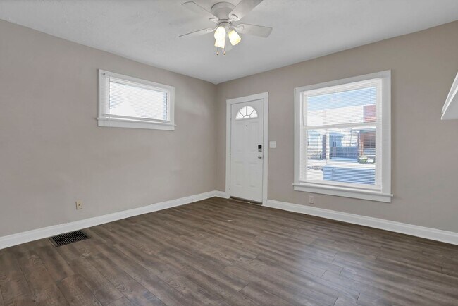 Building Photo - 775-777-777 S 17th St