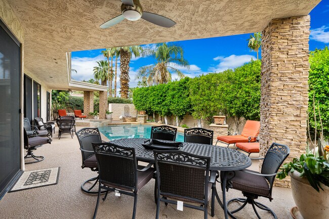 Building Photo - 45640 Rancho Palmeras Dr