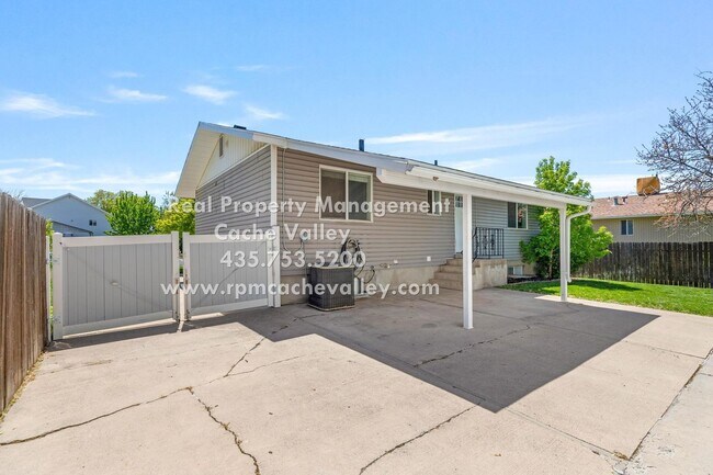 Building Photo - Beautiful 4-Bedroom Home Available in July!