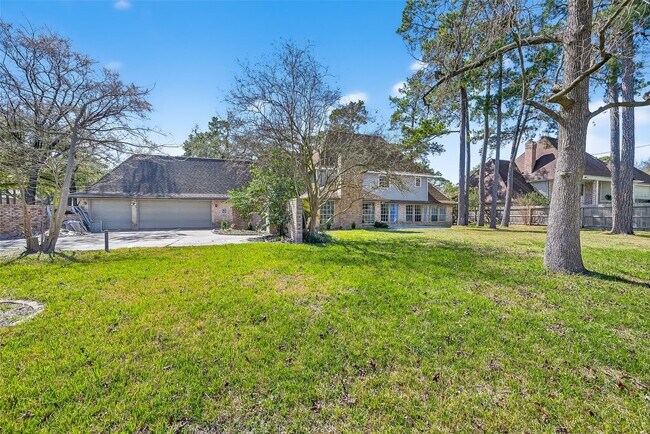 Building Photo - 11302 Hylander Dr